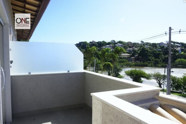 Casa Quitinete para Aluguel em Centro Armação dos Búzios-RJ