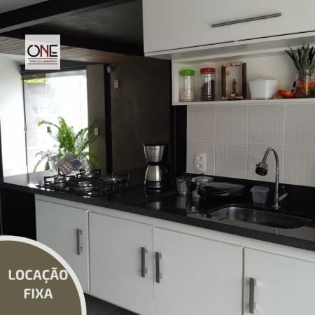 Flat para Venda e Aluguel em Centro Armação dos Búzios-RJ