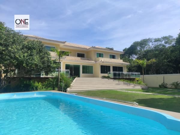 Casa em Condomínio para Venda e Aluguel em Ferradura Armação dos Búzios-RJ