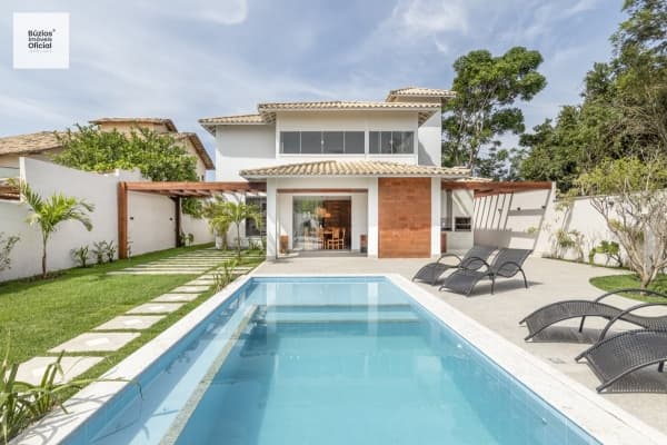 Casa em Condomínio para Venda e Aluguel em Caravela Nina Armação dos Búzios-RJ