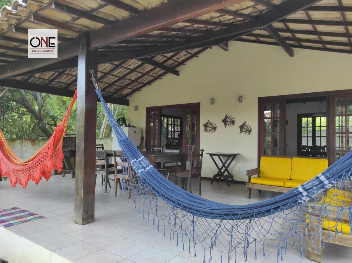 Casa Térrea para Aluguel em Ferradura Armação dos Búzios-RJ