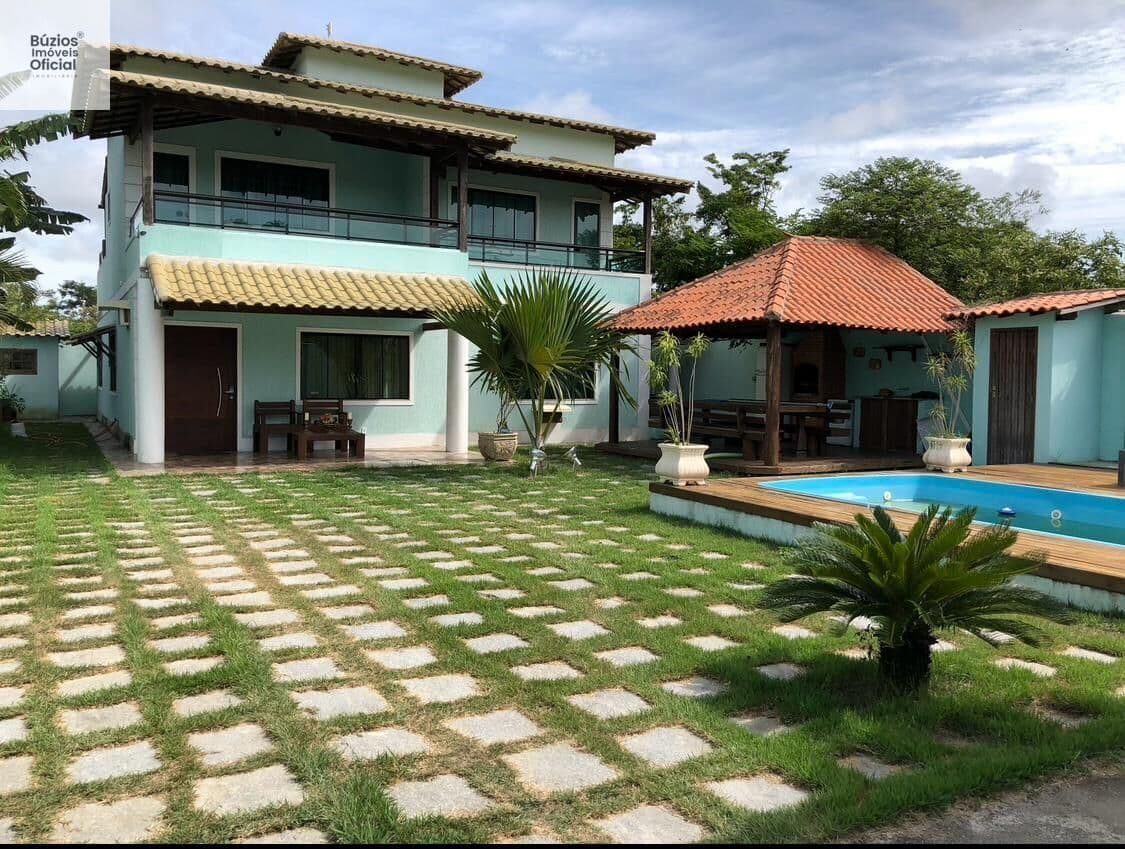 OPORTUNIODADE em Búzios! Casa em Condomínio 5 suítes e lazer completo
