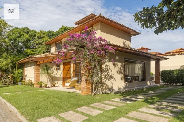 Casa em Condomínio para Venda e Aluguel em Marina Armação dos Búzios-RJ