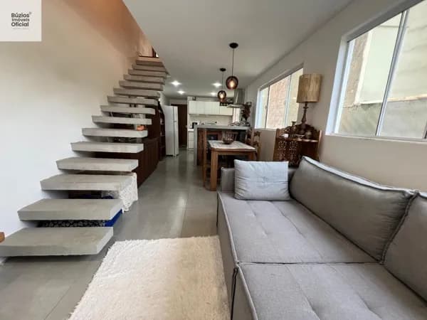 Casa Duplex, 2 quartos e área privativa, a 500 metros da praia de Geribá.