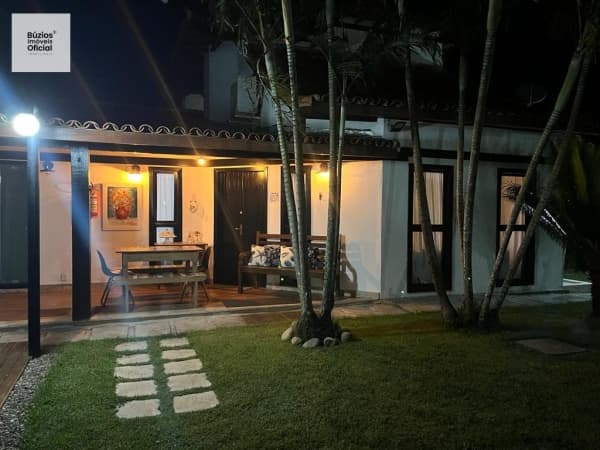 Casa Padrão para Aluguel em Marina Armação dos Búzios-RJ