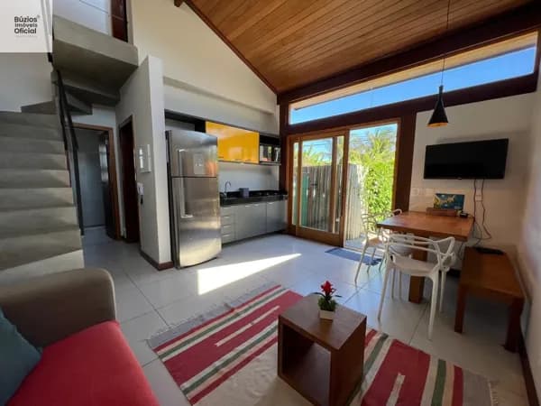 Casa em Condomínio com 2 quartos e área gourmet