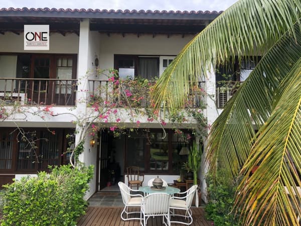 Casa em Condomínio para Aluguel em Marina Armação dos Búzios-RJ