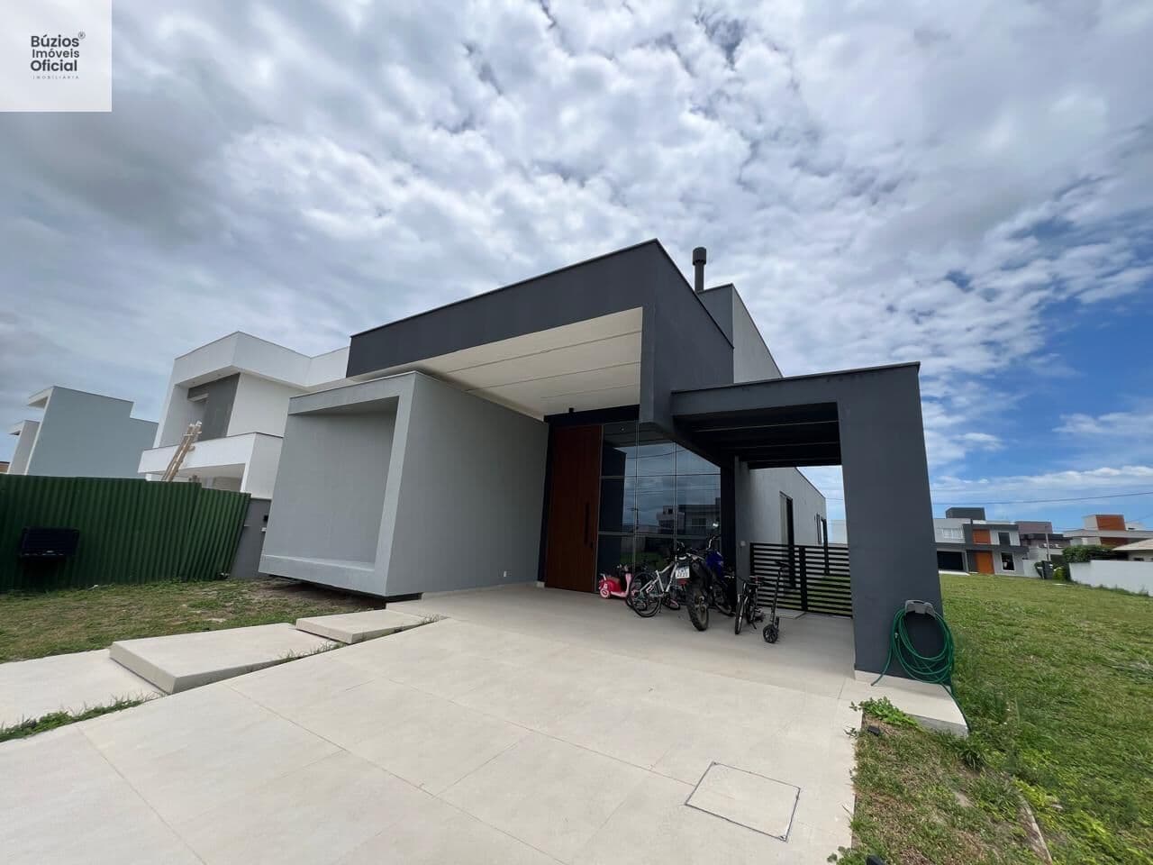 Casa à venda em Condomínio Alphaville Cabo Frio / RJ