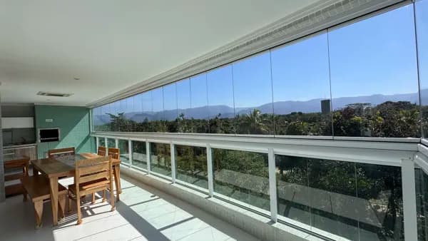 Riviera de São Lourenço Apartamento à Venda