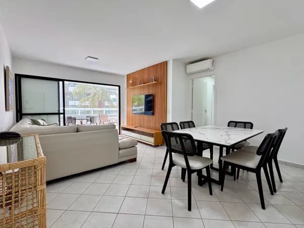 Apartamento a venda na Riviera de São Lourenço