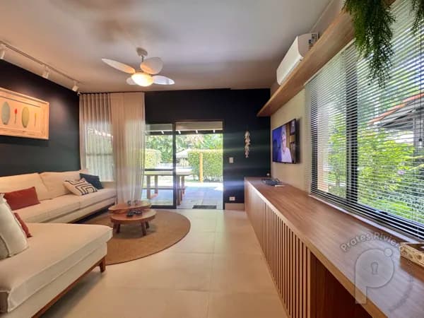 Vilage em condominio a venda em Riviera de São Lourenço.