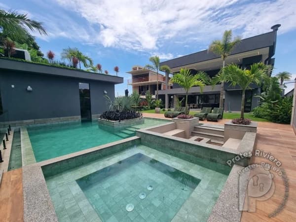 Casa Alto Padrão a venda em Riviera