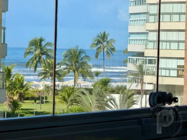 Apartamento Pé na Areia à Venda na Riviera de São Lourenço | 162m² | 3 Suítes