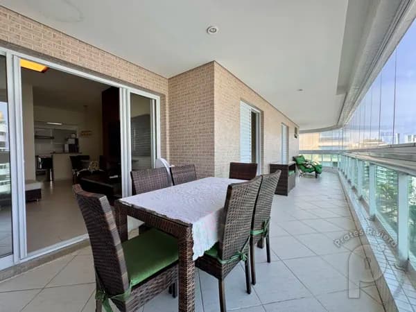 Belíssimo Apartamento à Venda na Riviera de São Lourenço – A 150 Metros da Praia