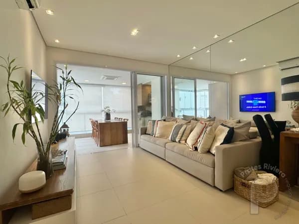 Apartamento pé na areia na praia de Riviera a venda