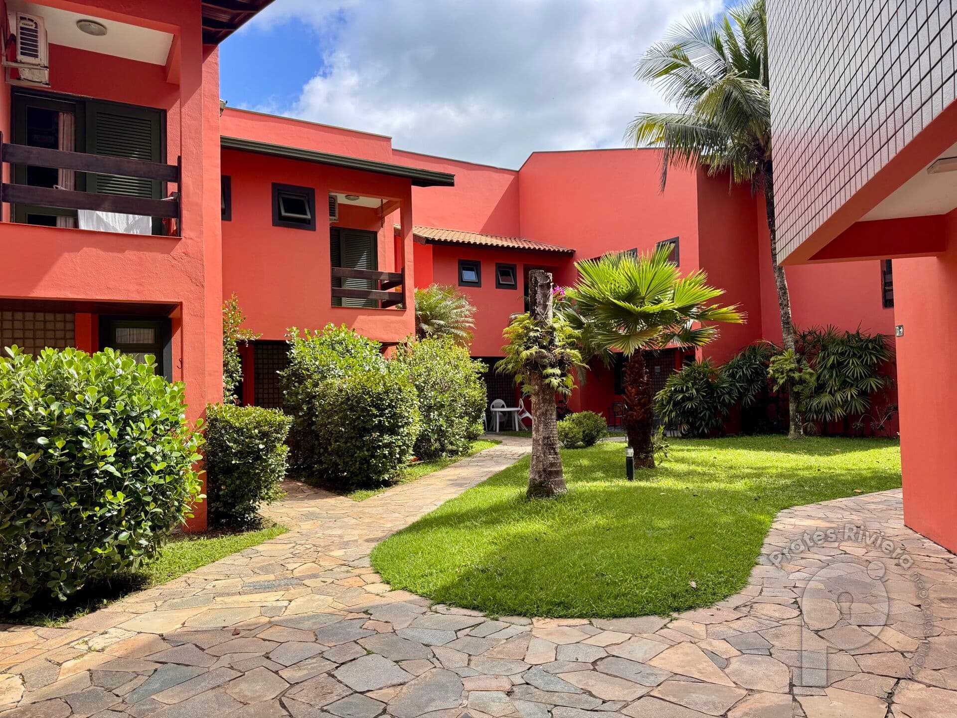 Casa a venda em condominio Riviera de São Lourenço!