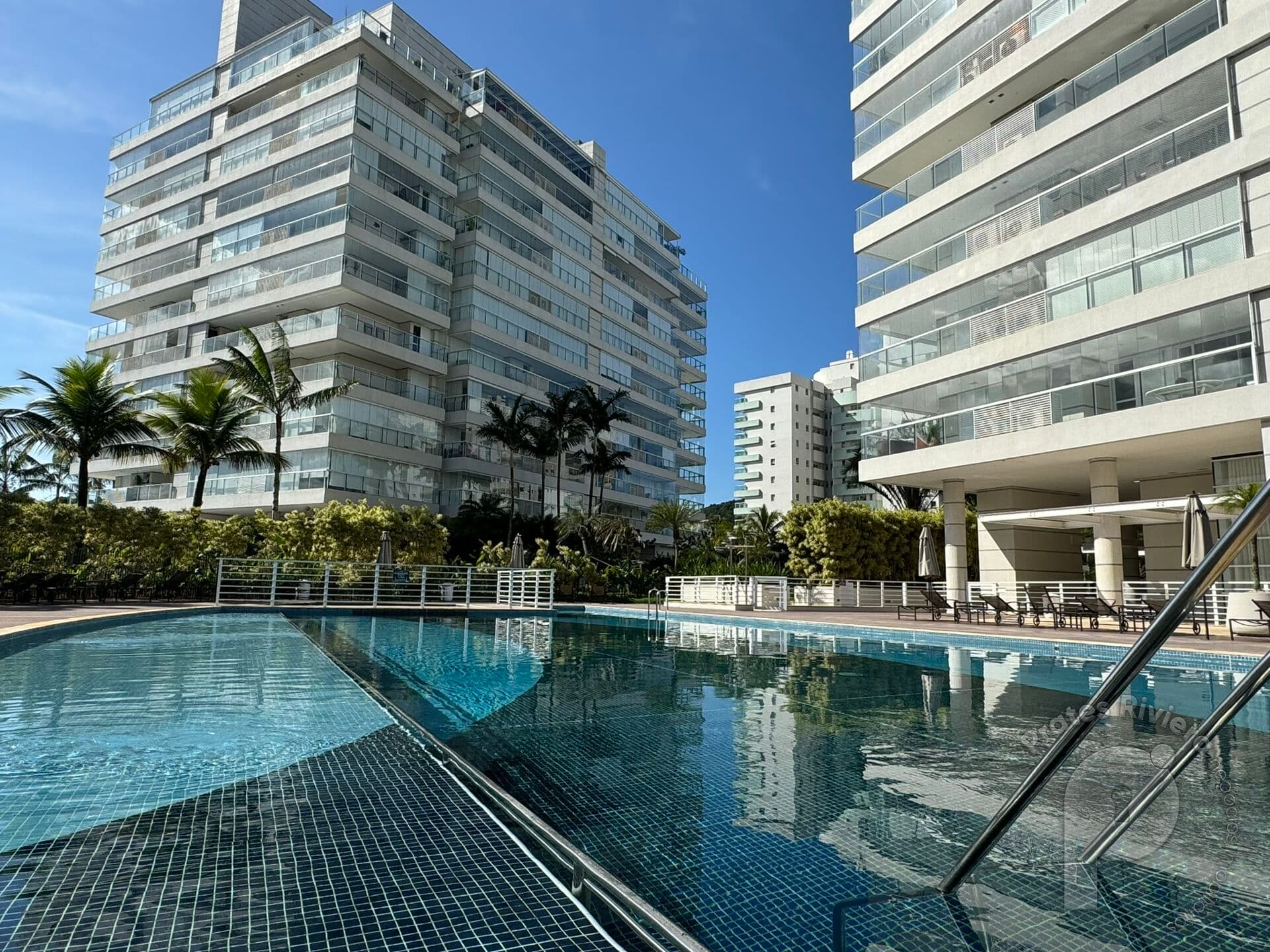 Condominio All Time em Riviera de São Lourenço, Bertioga, SP