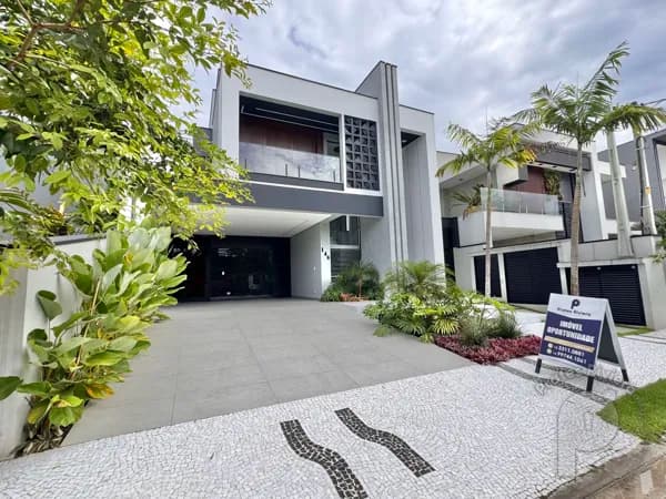 Casa de Luxo à Venda Riviera de São Lourenço Módulo 16 | 5 Suítes | Nova
