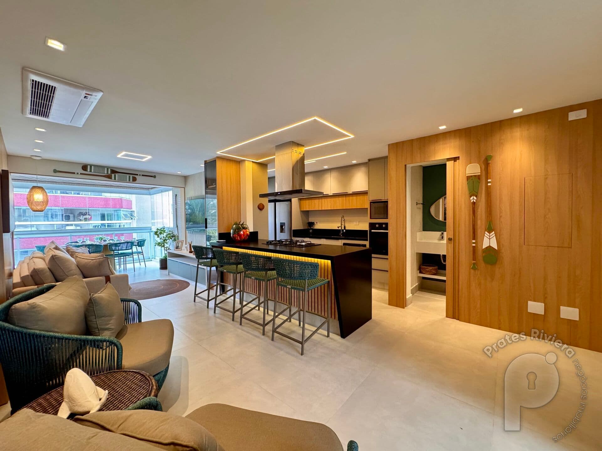 Apartamento pé na areia a venda na praia da Riviera