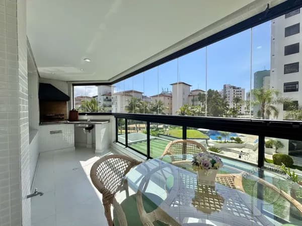 Apartamento com vista para o mar a venda em Riviera