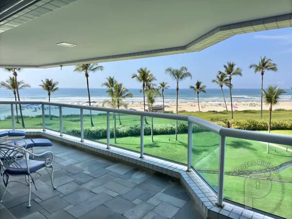 Apartamento Pé na Areia à Venda na Riviera de São Lourenço | Vista Frontal para o Mar