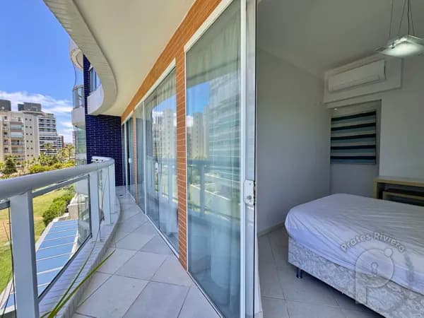 Apartamento pé na areia a venda em Riviera