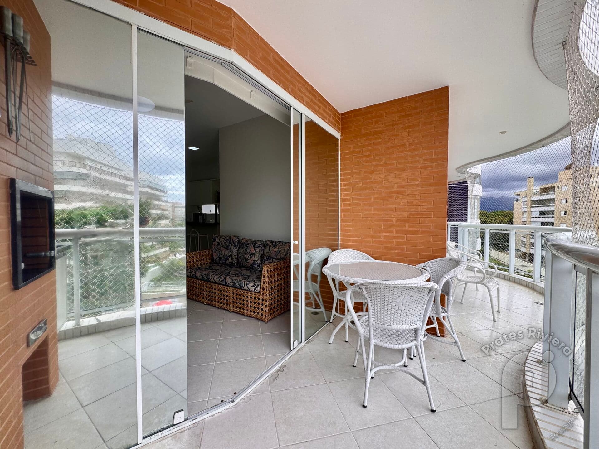 Apartamento Pé na Grama à Venda na Riviera de São Lourenço | 3 Dormitórios, Vista para o Mar e Lazer Completo