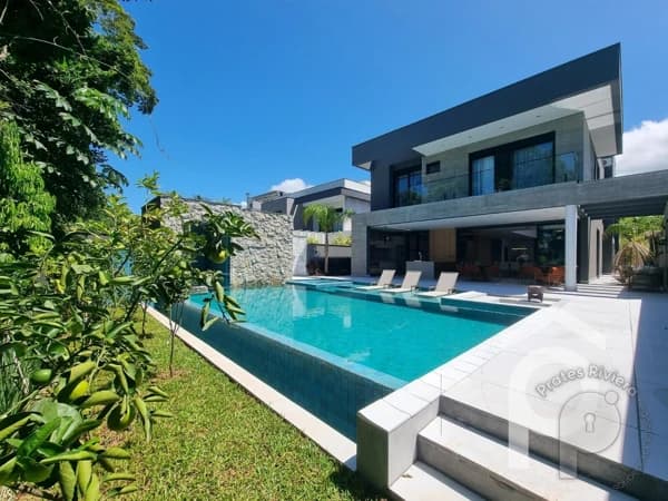 Sobrado em Bertioga - Riviera de São Lourenço