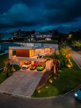 Casa contemporânea à venda em Alphaville com vista deslumbrante e 4 suítes