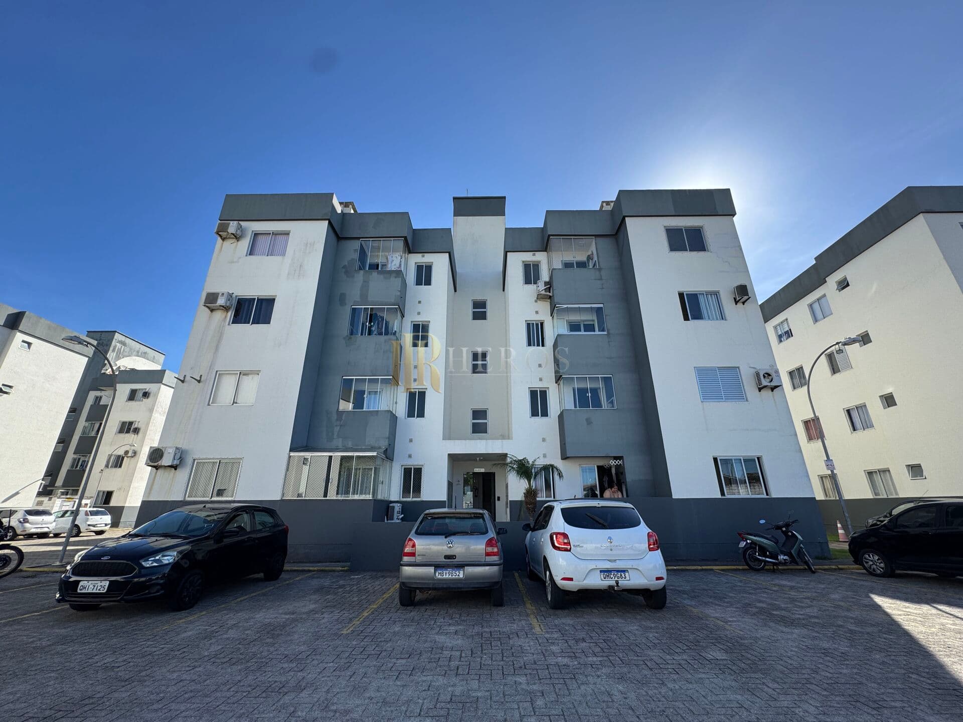 Apartamento no RES. Porto dos Açores
