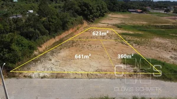 Terreno à venda, 1624 m² - na praia de Itajuba - Barra Velha/SC