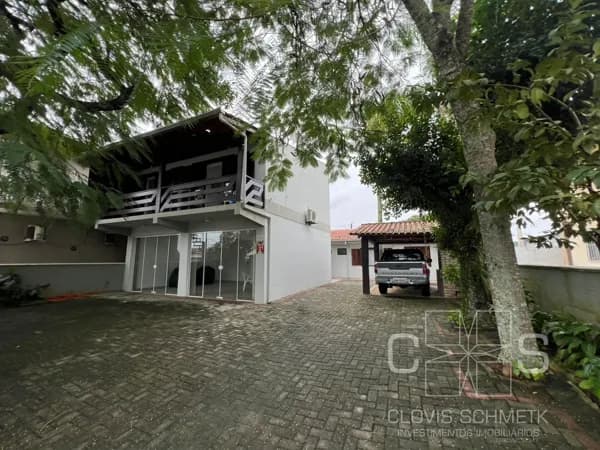 Sobrado Próximo ao Mar
