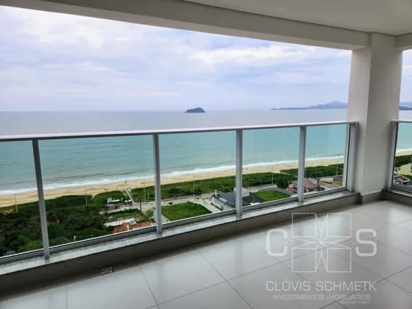 Apartamento Alto Padrão FRENTE MAR em Balneário Piçarras/SC