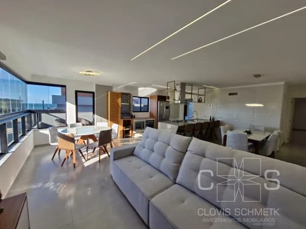 APARTAMENTO MOBILIADO E VISTA MAR