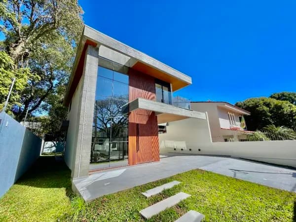 Casa 3 Suítes Alto Padrão