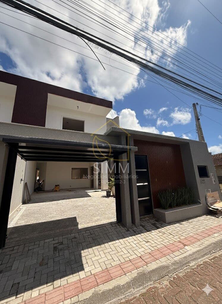 Casa em Joinville - Saguaçu