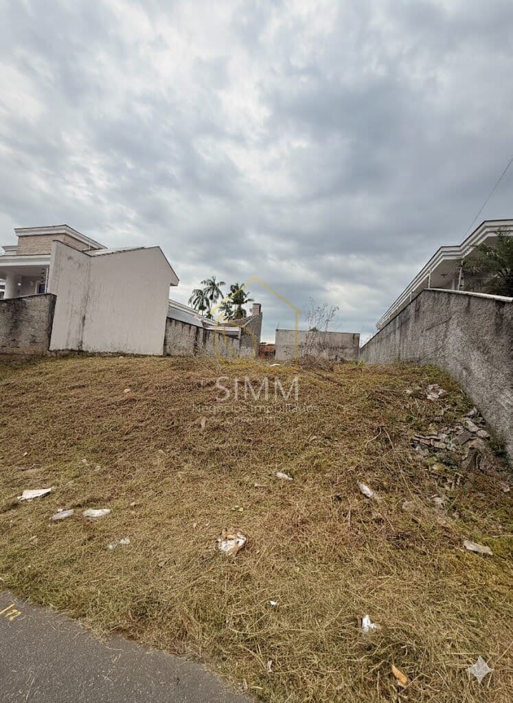 Lote/Terreno em Joinville - Floresta