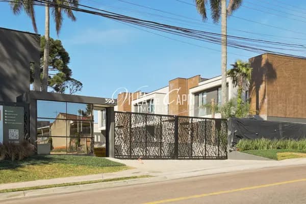 Casa à venda no bairro Abranches em Curitiba/PR