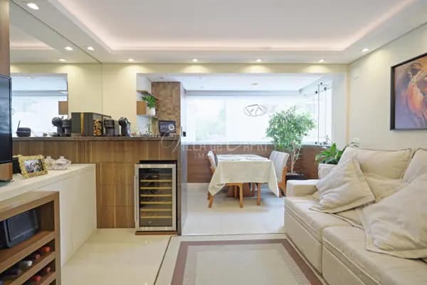 Apartamento com 3 quartos mobiliado à venda no Campo comprido - PR
