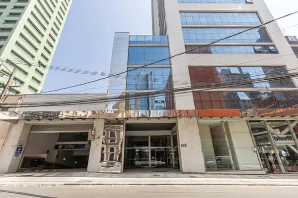 Garagem para alugar no bairro Centro em Curitiba/PR