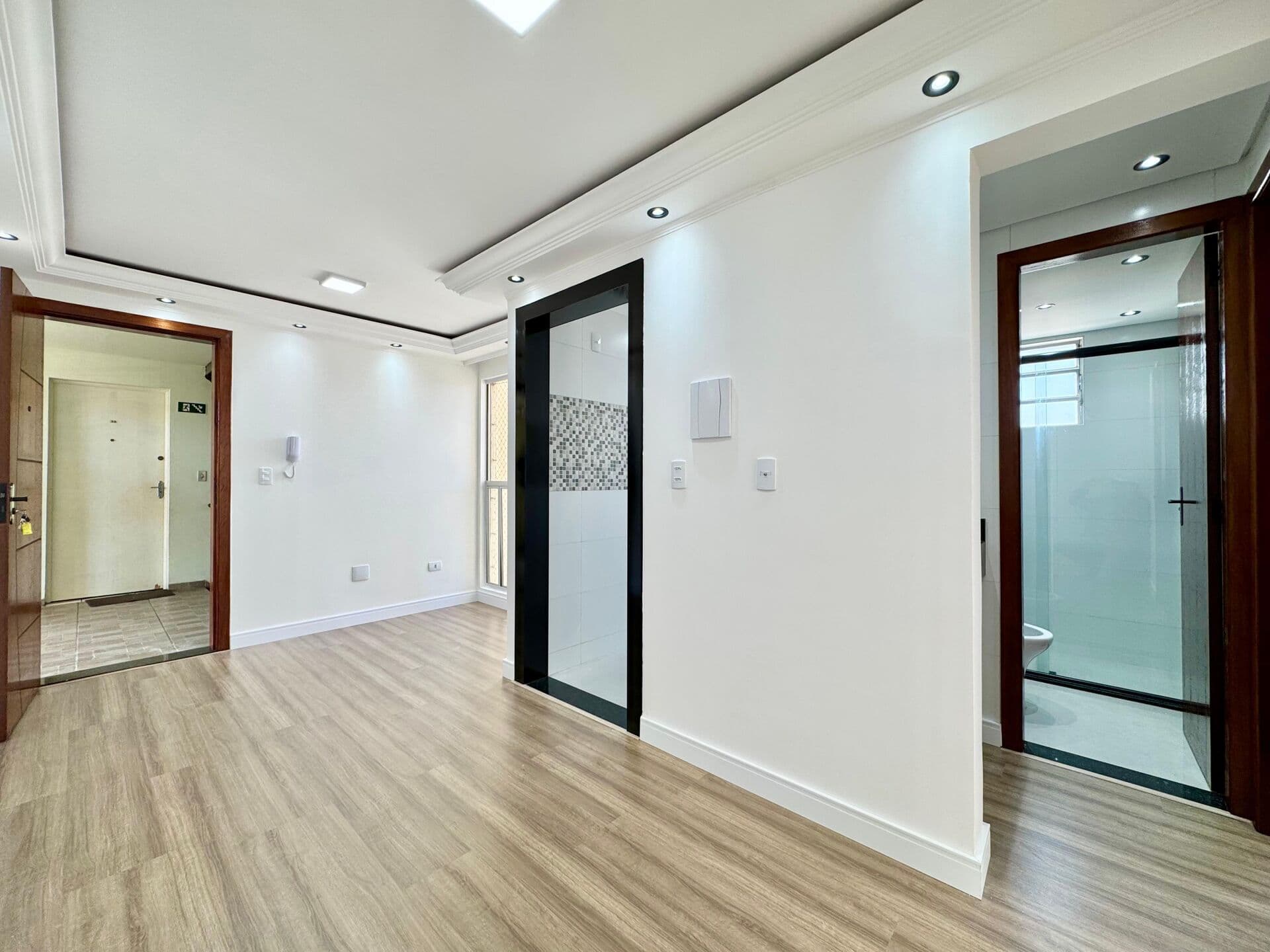 Apartamento bairro Ouro Fino / 02 dormitórios