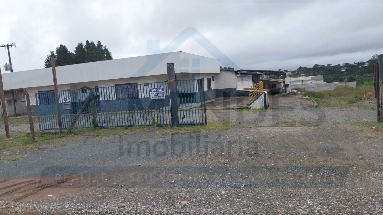 Galpão/Depósito/Armazém em Quatro Barras - Centro