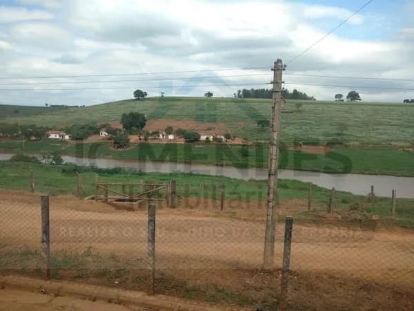 FAZENDA COMPLETA COM LATICÍNIO E SUINOCULTURA EM UBERABA - MG