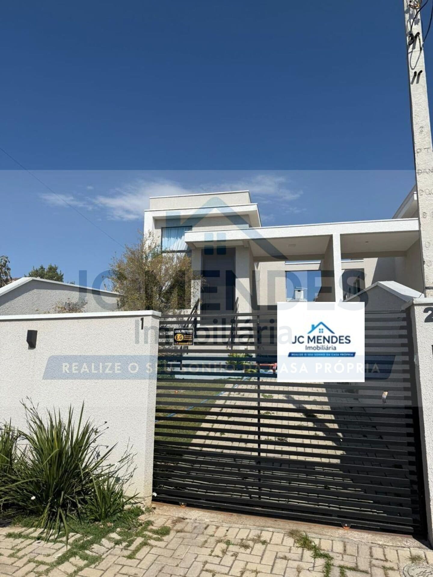 Casa em Campina Grande do Sul - Jardim Flórida
