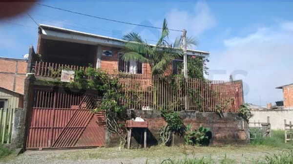 Casa em Guaratuba - Centro