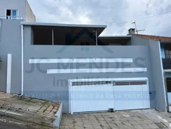 Casa em Almirante Tamandaré - Jardim São Carlos