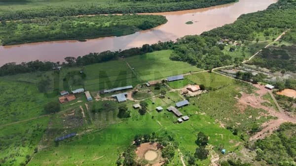 Fazenda/Sítios/Chácaras em Buritizeiro - Centro