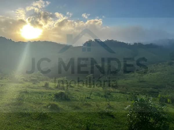 Fazenda/Sítios/Chácaras em Antonina - Zona Rural