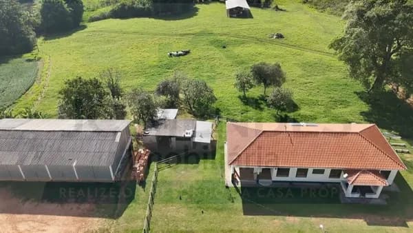 Fazenda/Sítios/Chácaras em Minduri - Centro