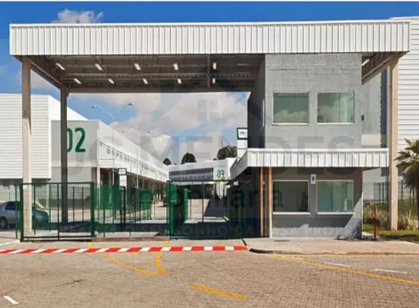 Galpão/Depósito/Armazém em São José dos Pinhais - Costeira